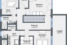 Hohe fensterelemente sorgen im ganzen haus für besonders angenehmes tageslicht. Modernes Haus Mit Pultdach Und Carport Hausbaudirekt De