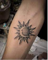 50 Tribal Sun Tattoo Designs Ideen 2018 Neu Tatto Ideen 2018 Sun Tattoo Designs Filipino Tattoos Sun Tattoo
