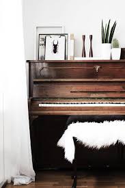 Pin Von Ann Pe Auf Haus Klavier Dekoration Klavier Wohnzimmer Wohnen Und Leben