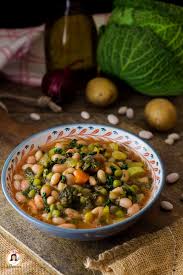 Ricetta Con E Senza Bimby Del Minestrone Di Verdure Miste Una Minestra A Base Di Verdure E Ortaggi Ottima Da Gustare Anche Minestrone Ricette Idee Alimentari