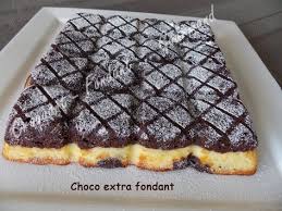 Un Gateau Choco Extra Fondant Oh Quel Delice Il Fond Dans La Bouche Et Il Est Tres Vite Fait Un Regal Pour Pe Gateau Choco Gateau Vite Fait Gateau Moelleux