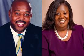 Eta Rho Chapter Omega Psi Phi Fraternity passes the gavel –