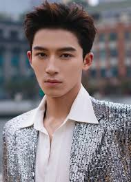 Nam thần cổ trang sinh năm 2002 đang khiến hàng triệu khán giả thương nhớ  là ai?