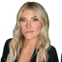 Jenna Hotaling's Instagram, Twitter & Facebook