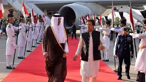 سلمان خان پسر بزرگ نویسنده، سلیم خان، است و مادرش که همسر اول پدرش است سلما خان نام دارد. Ø¹Ù…Ø±Ø§Ù† Ø®Ø§Ù† ÙŠØ¨Ø­Ø« Ù…Ø¹ Ø§Ù„Ø´ÙŠØ® ØªÙ…ÙŠÙ… Ø£Ø²Ù…Ø© ÙƒØ´Ù…ÙŠØ± Ø¥Ø³Ù„Ø§Ù…ÙŠ Ù…ÙŠØ¯ÙŠØ§
