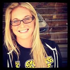 Ashley Fitzhenry's Instagram, Twitter & Facebook