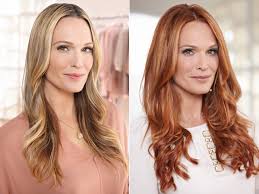Shows how beautiful a blonde hair can look. Photo Molly Sims Red Hair Molly Sims Dyes Her Hair People Com