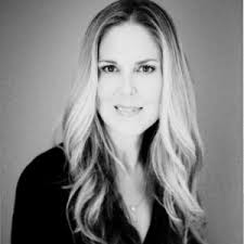 Proud to have reached $1 million in sales! Thank you to my fabulous  managers Flora Dusaj, Nizar Munzer, Daniela Cox, and the entire FERRAGAMO  team for the constant support throughout the year!