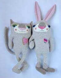 Stuffed Animals Made From Old Sweaters Creepy Or Cute 0 Https Www Facebook Com Different Solu Sewing Stuffed Animals Soft Dolls Handmade Stuffed Animals