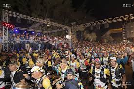 Ensuite la rentrée dans le stade avec mes. Depart Du Grand Raid 2019