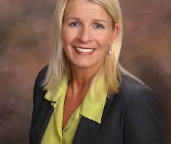 Sandra Earp's Instagram, Twitter & Facebook