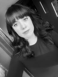 Hello friends! 🤍 I want to officially re-introduce myself. My journey in  the beauty industry started in 2019 and has grown into a full-on love for  hair. With training in both esthetics