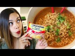 How I Spice Up Boring Ramen Youtube Spice Recipes Beef Ramen Noodle Recipes Ramen Recipes