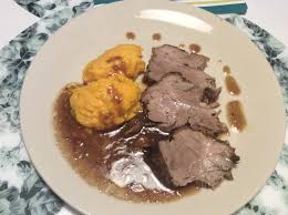 Tagscaiet rețete interbelic sudul ardealului friptură hrean interbelic mere portocală sos. In BucÄƒtÄƒria Lui GusuliÅ£Äƒ FripturÄƒ De Porc La Slow Cooker Cu Sos De Vin Si Puree De Dovleac Si Cartofi