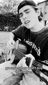 Den andra versen i min auditionlåt till IDOL 2024 som ni aldrig fick se🤫  Hoppas ni gillar Kommentera om ni vill ha en hel version här på  tiktok👇👇👇#idol2024 @Idol Sverige