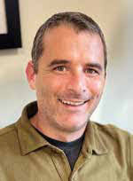 Ronald Fleischman's Instagram, Twitter & Facebook