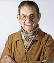 Salvador Luna's Instagram, Twitter & Facebook