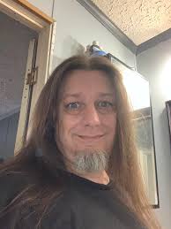 Here's a question what seafood places are at a great price and are mom and  pop owned.