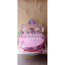 Elegant love themed wedding cake pesan wedding cake dengan tema makna simbolis kue pengantin. Harga Kue Lol Terbaru Agustus 2021 Biggo Indonesia