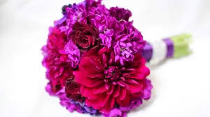 This commitment to quality is what differentiates us from other san diego flower delivery services. Wholesale Flowers San Diego Change Comin