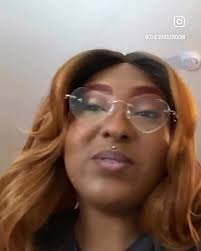 Scammer alert 🚨 , Nail tech artist has been caught scamming his customers  and now he spoke out only saying his pages are being taken down! Because  shaderoom exposed him