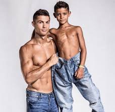 She is their first baby together and they named her alana martina. Cristiano Ronaldo Girlfriend Georgina Rodriguez Gives Birth