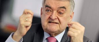 Reul über Aktivisten, Klartext und junge Männer in Gruppen