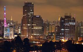 Located in são paulo's most famous avenue, avenida paulista, the são paulo art museum assis chateaubriand (masp) is one of the most important museums of the southern hemisphere and one of the main postcards of the city. Sao Paulo Travel Guide At Wikivoyage