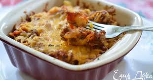 запеканка из макарон с колбасой и сыром в духовке Zapekanka S Govyadinoj I Syrom Chedder Recept Idei Dlya Blyud Govyazhij Farsh I Kulinariya