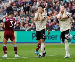 Read about west ham v man utd in the premier league 2019/20 season, including lineups, stats and live blogs, on the official website of the premier league. West Ham 2 0 Man Utd As It Happened Marcus Rashford Injured As Hammers Win Comfortably Football Sport Express Co Uk