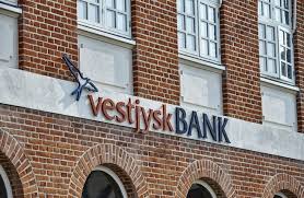 Kontaktinformation på vestjysk bank, herning herning, telefonnummer, adresse, se information yderligere financiel information og gratis regnskabstal fra vestjysk bank, herning findes på proff.dk. Vestjysk Bank Anmeldelse Hvad Kan Banken Tilbyde Og Gore For Dig