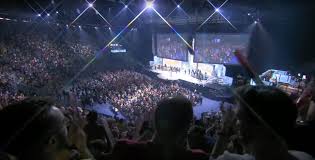 Lee Faker Sang Hyeok Becomes First Player To Record 2 000 Kills In League Of Legends Lck Faker Lck Moba Riotgames Ha League Of Legends League Players