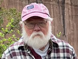 David Laube's Instagram, Twitter & Facebook