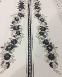 Pin By Kawthar Brahami On Broderie Moroccan Clothing Clothes For Women Kaftan