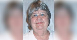 Obituary for Avis “Lee” (Farnsworth) Davison