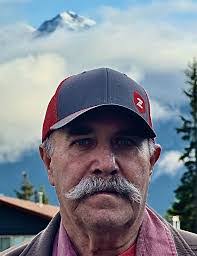 Wendy Hurley's Instagram, Twitter & Facebook