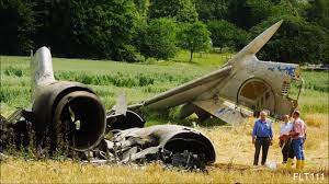 Between 23:25:43 and 23:33:11 lt the controller tried several times to establish contact with friedrichshafen by phone. Baskirian Airlines Flight 2937 And Dhl Flight 611 Atc Recording Uberlingen Mid Air Collision Youtube