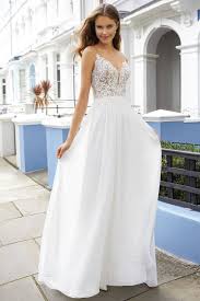 We did not find results for: Fliessendes Chiffon A Linie Brautkleid Mit Spaghetti Tragern Und Tiefem Ausschnitt Vorne Und Hinten