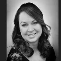 Jennifer Norfleet's Instagram, Twitter & Facebook