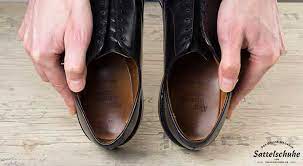 Wringen sie diese zwischen durch aus und. Schuhe Innen Reinigen