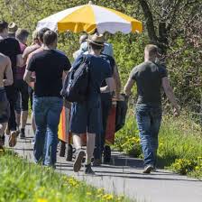 Dieser feiertag findet immer am 40. Christi Himmelfahrt Vatertag Im Norden Was Erlaubt Ist Und Was Nicht Shz De