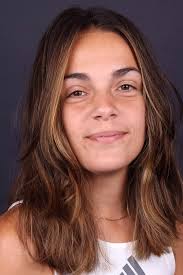 Ariadna Perez's Instagram, Twitter & Facebook