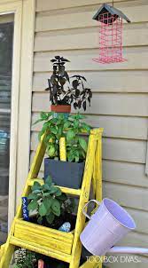 Turn That Old Wooden Ladder Into An Herb Garden Ladder Planter Old Wooden Ladders Diy Cedar Planter Box