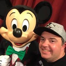 Jessamyn Howe (@fictionalfemme)