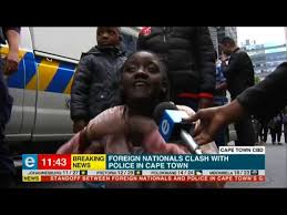 We link to the best sources from around the world. Scenes Of Chaos Between Refugees And Police In Cape Town Youtube