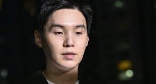 Heather Larose's Instagram, Twitter & Facebook