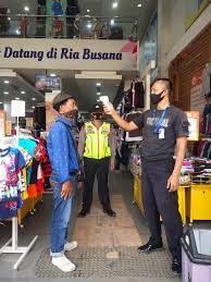 Jun 06, 2021 · kalau realitanya di partai saya melihat kemungkinan terbesar itu mbak puan kalau 'mas' (ganjar) yang dari jateng saya kira paling ya sampai tingkat nanti jadi menteri lah gitu, ya, ungkapnya dalam sebuah diskusi bertajuk peta politik menuju 2024 dan isu politik mutakhir secara daring pada sabtu (5/6/2021). Nvaq2diq2palem