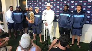 Taylor lewan contract details, salary cap charges, salaries … taylor curtis lewan (born july 22, 1991) is an american football offensive tackle for the tennessee titans of the national football league (nfl). Titans Left Tackle Taylor Lewan Agrees To Contract Extension Sports Wsmv Com