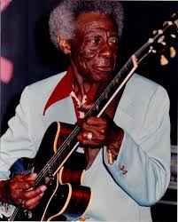 On the Trail of Willie "Guitar" Johnson - Earwig Music