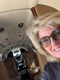 Operating a Beech King Air B300 Aircraft Door